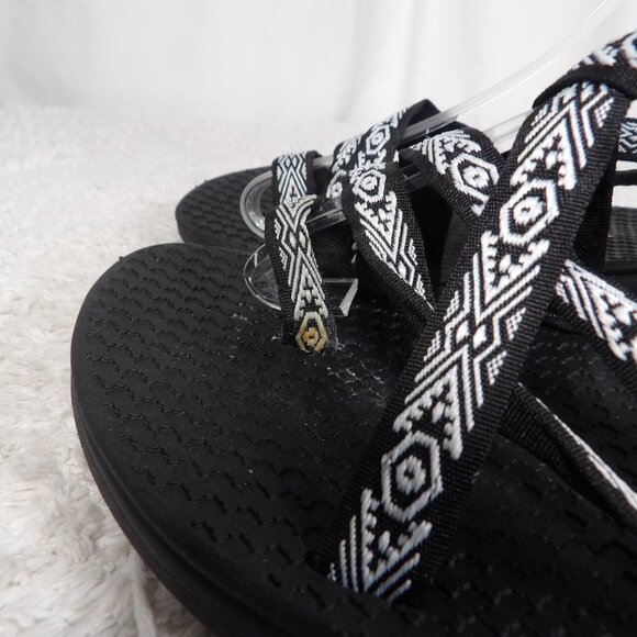 Shade & Shore Womens Ada Black White Textile Comfortable Strappy Sandals Size 11 - Picture 7 of 9